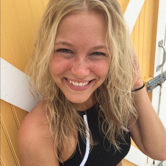 Meet your Posher, Markia - Picture 1 of 2